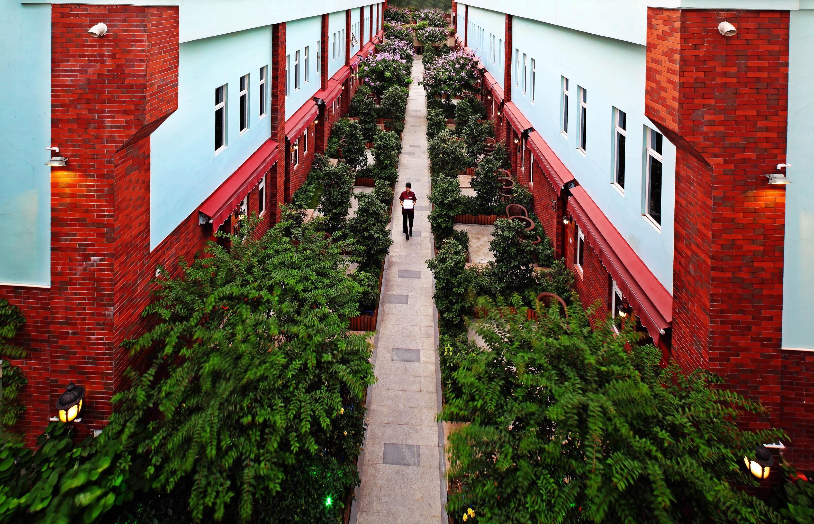 Royal Garden Hotel Γκουανγκζού Εξωτερικό φωτογραφία
