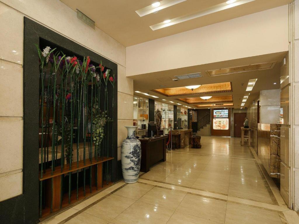 Royal Garden Hotel Γκουανγκζού Εξωτερικό φωτογραφία