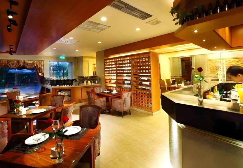 Royal Garden Hotel Γκουανγκζού Εξωτερικό φωτογραφία
